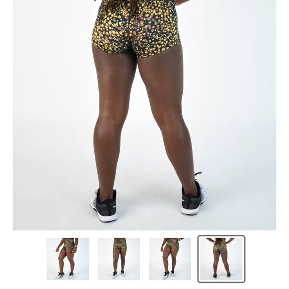 FLEO Daisy Confetti Shorts 3.25 - Picture 3 of 3